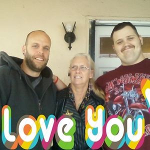 Meet your Posher, Lola sam